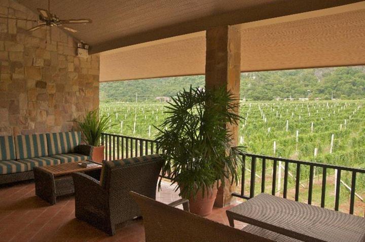 Granmonte Wine Cottage Phayayen Экстерьер фото